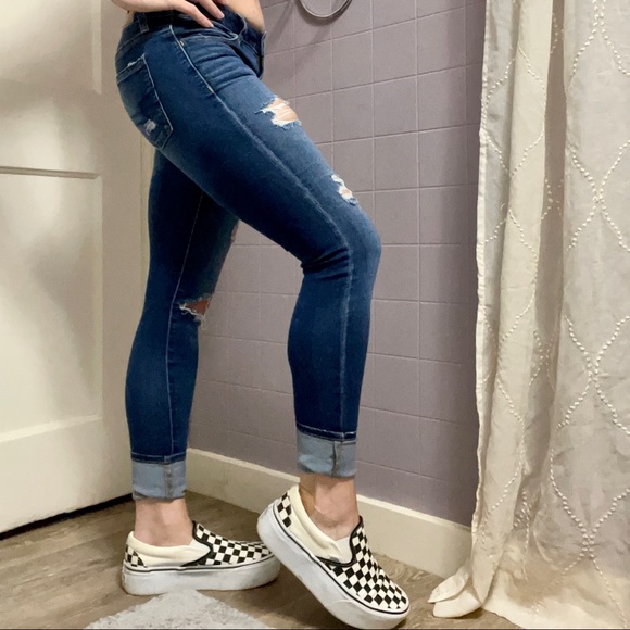 AE Ne(x)t Level Ripped Low-Rise Jegging, size 2 - Picture 2 of 5